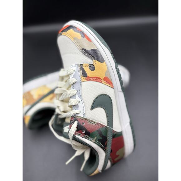 Nike Dunk Low SE Grade School Sail Multi-Camo DB1909-100 Youth Size 5.5=W Sz 7 main image 11